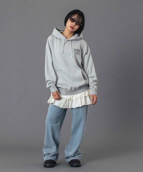 X-girl（エックスガール）の「FACE LABEL EASY PANTS（デニムパンツ・レディース・マルチ/ブラック/ライトインディゴブルー・S/M）」の11枚目の写真