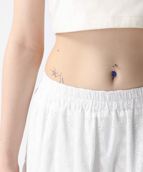 FOREVER 21（フォーエバー トゥエンティーワン）の「【2025SS】スリットコットンロングスカート（スカート・レディース・オフホワイト/ブラック/ブラウン・FREE）」の16枚目の写真