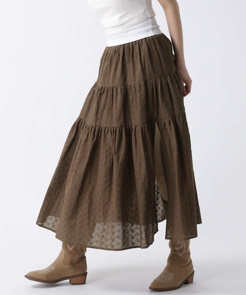 FOREVER 21（フォーエバー トゥエンティーワン）の「【2025SS】スリットコットンロングスカート（スカート・レディース・オフホワイト/ブラック/ブラウン・FREE）」の7枚目の写真