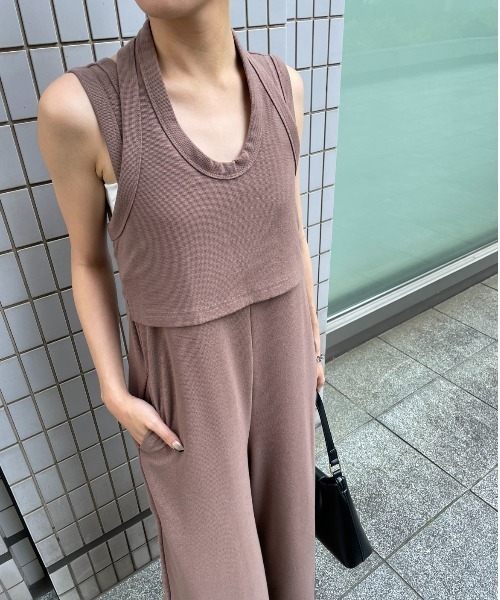 AIC.（エーアイシー）の「ホルタータンク/コンビネゾンアンサンブル（つなぎ/オールインワン・レディース・ブラック/ブラウン・FREE）」の5枚目の写真