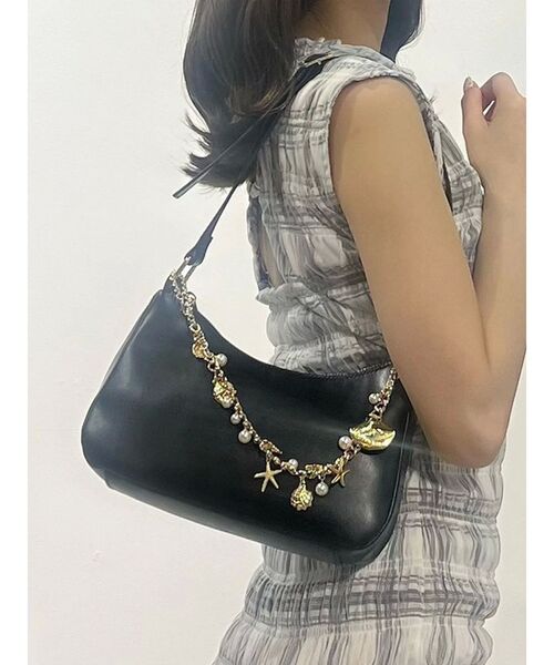 MERCURYDUO（マーキュリーデュオ）の「シェルチェーンバッグ（ハンドバッグ・レディース・ライム/ブラック・FREE）」の3枚目の写真