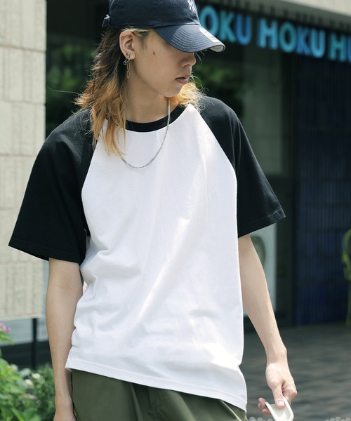 GILDAN(ギルダン)の「Gildan/ギルダン プレミアムコットン 5.3oz ラグランT Tシャツ 秋 秋服 2026年秋冬(Tシャツ/カットソー・メンズ・グレー/ホワイト×ブラック/ホワイト×レッド/ホワイト×ブルー・XL/L/M/S)」の4枚目の写真