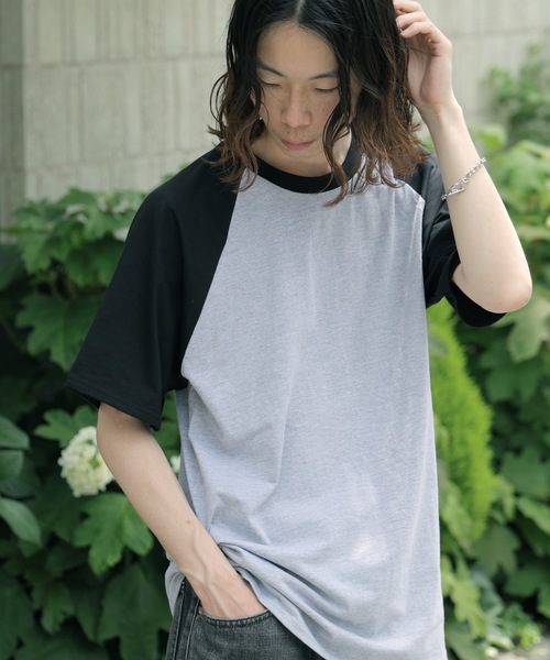 GILDAN(ギルダン)の「Gildan/ギルダン プレミアムコットン 5.3oz ラグランT Tシャツ 秋 秋服 2026年秋冬(Tシャツ/カットソー・メンズ・グレー/ホワイト×ブラック/ホワイト×レッド/ホワイト×ブルー・XL/L/M/S)」の19枚目の写真