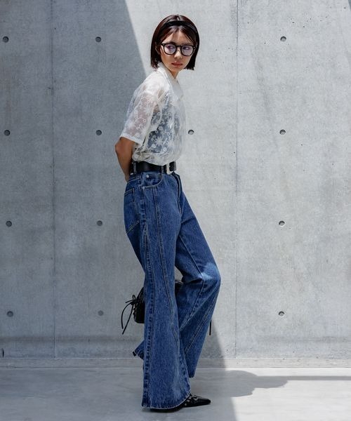 PAGEBOY（ページボーイ）の「フラワーシシュウシアーシャツ（シャツ/ブラウス・レディース・ブラック/オフホワイト/チャコールグレー・FREE）」の6枚目の写真