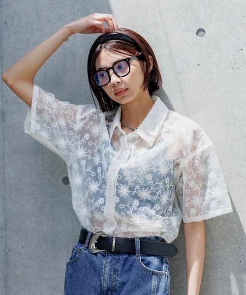 PAGEBOY（ページボーイ）の「フラワーシシュウシアーシャツ（シャツ/ブラウス・レディース・ブラック/オフホワイト/チャコールグレー・FREE）」の9枚目の写真