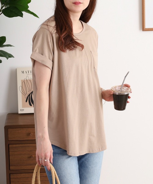 mitis(ミティス)の「mitis ラウンドヘム胸ポケット付きTシャツ(Tシャツ/カットソー・レディース・ブラック/ベージュ/ブルー/オフホワイト/ライトカーキ・M)」の3枚目の写真