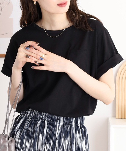 mitis(ミティス)の「mitis ラウンドヘム胸ポケット付きTシャツ(Tシャツ/カットソー・レディース・ブラック/ベージュ/ブルー/オフホワイト/ライトカーキ・M)」の7枚目の写真