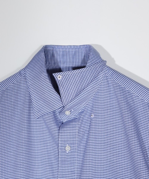 MEN'S BIGI(メンズビギ)の「コットンドビードレスシャツ(ビジネスシャツ・メンズ・ホワイト/ブルー・01/02/03/04)」の3枚目の写真