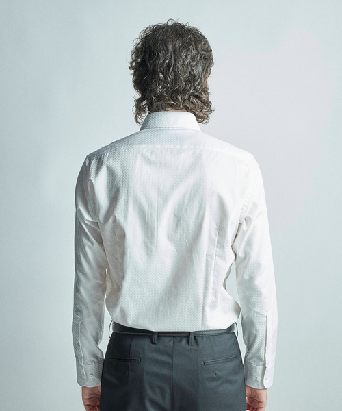 MEN'S BIGI(メンズビギ)の「コットンドビードレスシャツ(ビジネスシャツ・メンズ・ホワイト/ブルー・01/02/03/04)」の14枚目の写真