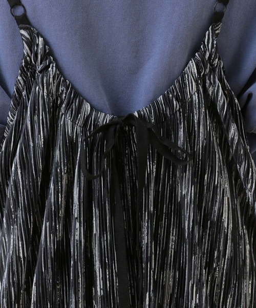 LEPSIM（レプシィム）の「【産前・産後対応】マタニティ／プリーツ柄キャミワンピース　497047（マタニティウェア/グッズ・レディース・ブラック/オフホワイト・FREE）」の14枚目の写真