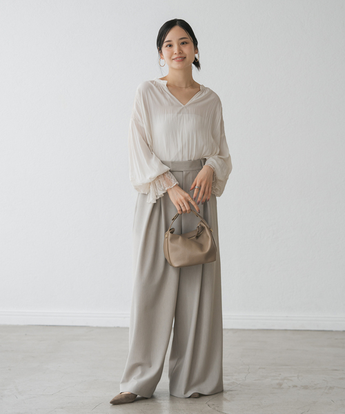 Noble（ノーブル）の「レーストリミングフリルカフスブラウス（シャツ