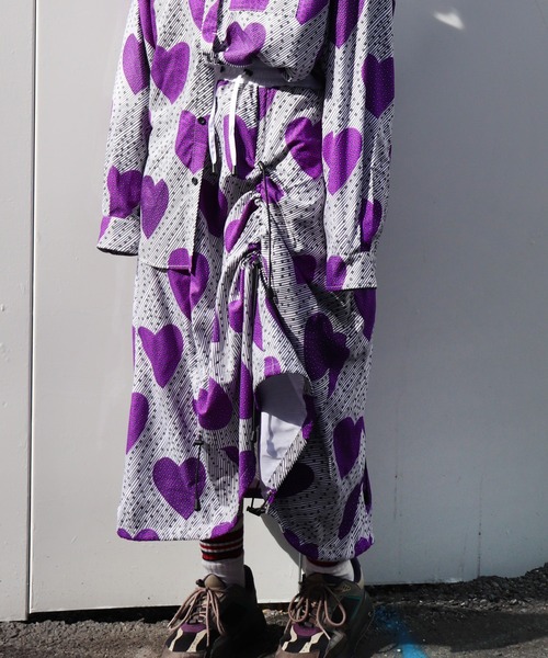 moyan ecri(モヤン エクリ)の「<moyan ecri>リバーシブル/アフリカ生地ロングスカートAFRICA REVERSIBLE DRAWSTRING SKIRT(スカート・レディース・グリーン系その他/パープル系その他/レッド系その他/イエロー系その他/ブラック系その他・FREE)」の3枚目の写真