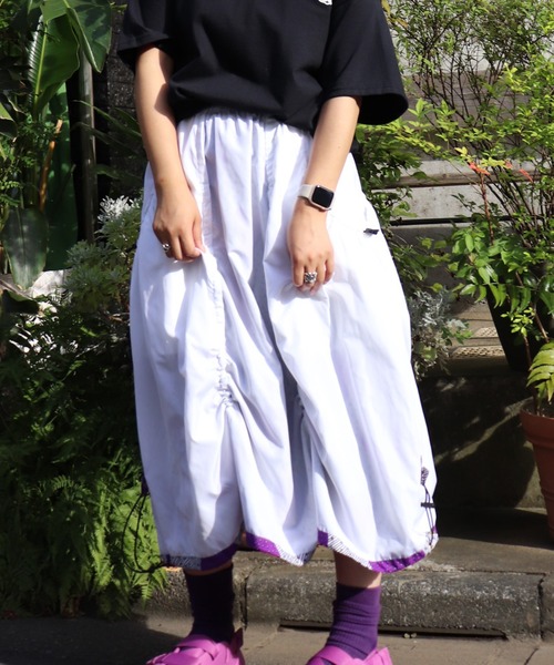 moyan ecri(モヤン エクリ)の「<moyan ecri>リバーシブル/アフリカ生地ロングスカートAFRICA REVERSIBLE DRAWSTRING SKIRT(スカート・レディース・グリーン系その他/パープル系その他/レッド系その他/イエロー系その他/ブラック系その他・FREE)」の16枚目の写真