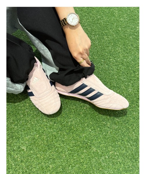 adidas（アディダス）の「【BILLY'S EXCLUSIVE】TAEKWONDO W　JQ4279（スニーカー・レディース・ピンク・23.5cm/23.0cm/22.5cm/22.0cm/28.0cm/27.5cm/27.0cm/26.5cm/26.0cm/25.5cm/25.0cm/24.5cm/24.0cm）」の3枚目の写真