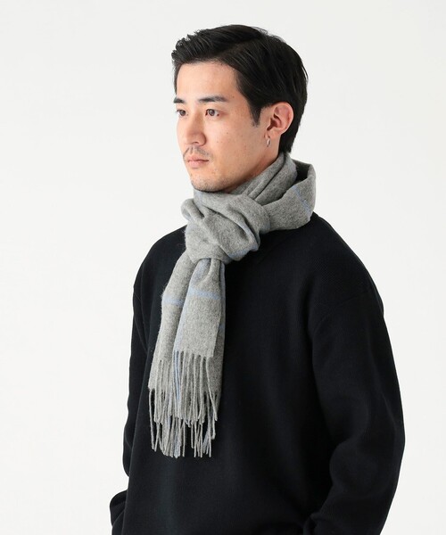 B:MING by BEAMS（ビーミングバイビームス）の「ウィンドウペン チェック マフラー（ユニセックス）（マフラー・メンズ・ブラック/ベージュ/グレー・ONE SIZE）」の4枚目の写真