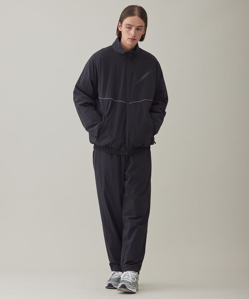 UNFILO（アンフィーロ）の「ハイストレッチムーブ ワイドパンツ（その他パンツ・レディース・ブラック系・SMALL/MEDIUM/LARGE/X-LARGE）」の2枚目の写真