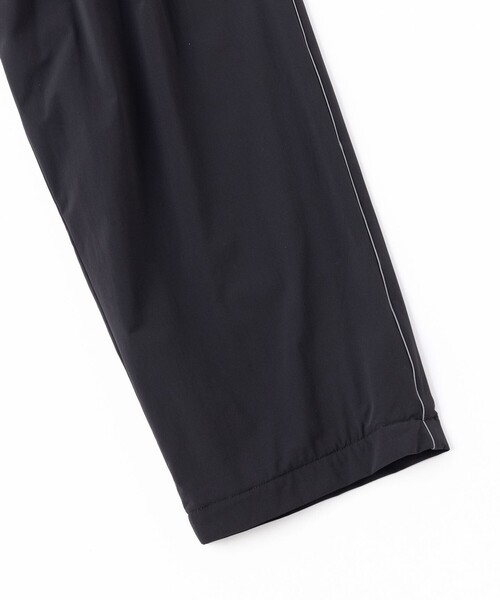 UNFILO（アンフィーロ）の「ハイストレッチムーブ ワイドパンツ（その他パンツ・レディース・ブラック系・SMALL/MEDIUM/LARGE/X-LARGE）」の10枚目の写真