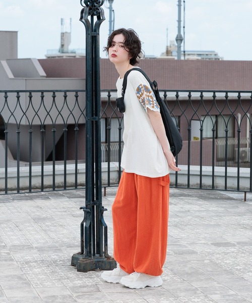 niko and...(ニコアンド)の「トロットペインターパンツ(その他パンツ・レディース・モカ/アイボリー/ブラック/オレンジ/カーキ・FREE)」の7枚目の写真