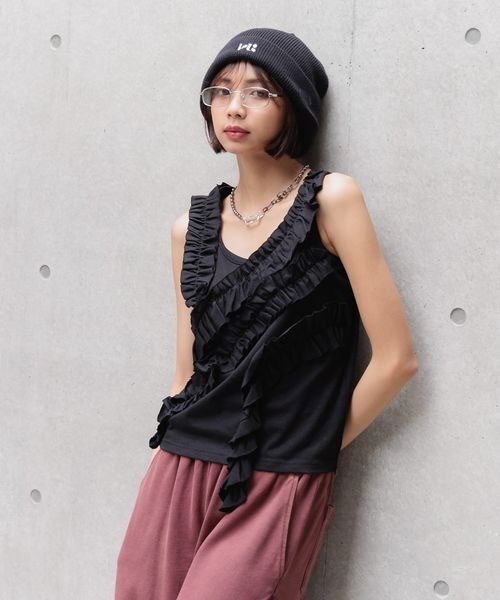 PAGEBOY(ページボーイ)の「ランダムフリルタンクトップ(タンクトップ・レディース・オフホワイト/グレー/ブラック・FREE)」の12枚目の写真