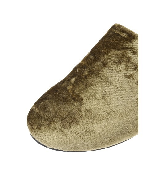 CLANE（クラネ）の「VELOUR FLAT MULES（スリッポン・レディース・カーキ/ブラック・36/37/38）」の13枚目の写真