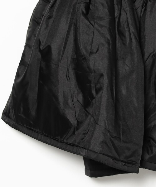 CAROLINA GLASER(カロリナ グレイサー)の「フリル 中綿 ブルゾン(ブルゾン・レディース・グリーン系その他5/ブラック・ONE SIZE)」の6枚目の写真