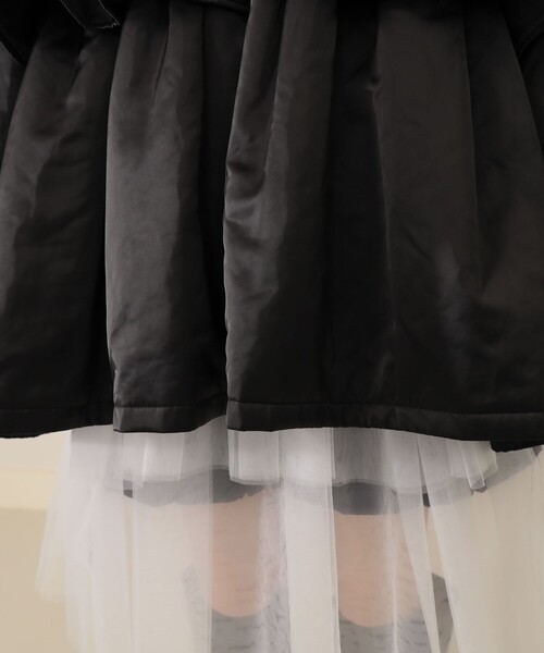 CAROLINA GLASER(カロリナ グレイサー)の「フリル 中綿 ブルゾン(ブルゾン・レディース・グリーン系その他5/ブラック・ONE SIZE)」の12枚目の写真