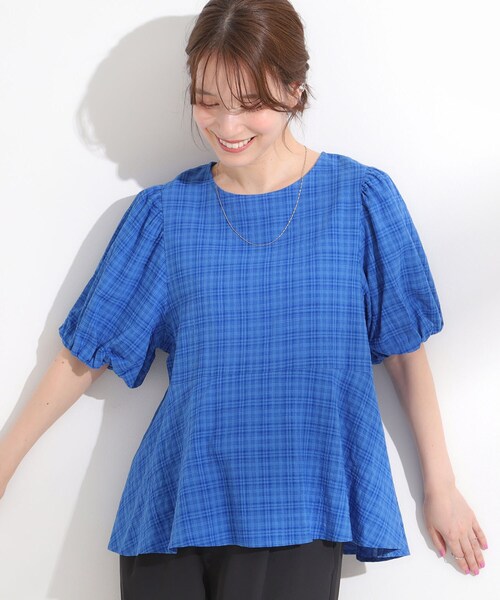 DRESKIP（ドレスキップ）の「【S-LL】バルーン袖で大人可愛く ペプラムブラウス（シャツ/ブラウス・レディース・ブルー/オフホワイト・04/03/02/01）」の2枚目の写真