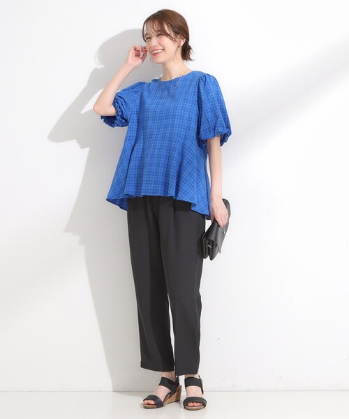 DRESKIP（ドレスキップ）の「【S-LL】バルーン袖で大人可愛く ペプラムブラウス（シャツ/ブラウス・レディース・ブルー/オフホワイト・04/03/02/01）」の9枚目の写真