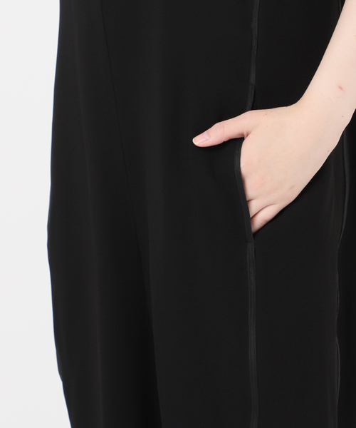 AP STUDIO(エーピーストゥディオ)の「キャミソールオールインワン(つなぎ/オールインワン・レディース・ブラック・36/38)」の21枚目の写真