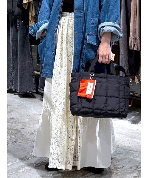 niko and...（ニコアンド）の「《500mlボトル収納可能》ポーチ付きキルトトートバッグM（トートバッグ・レディース・ブラック/ブラウン/レッド/イエロー/その他1/ホワイト系その他/ライトブルー/ブラック系その他・0）」の19枚目の写真