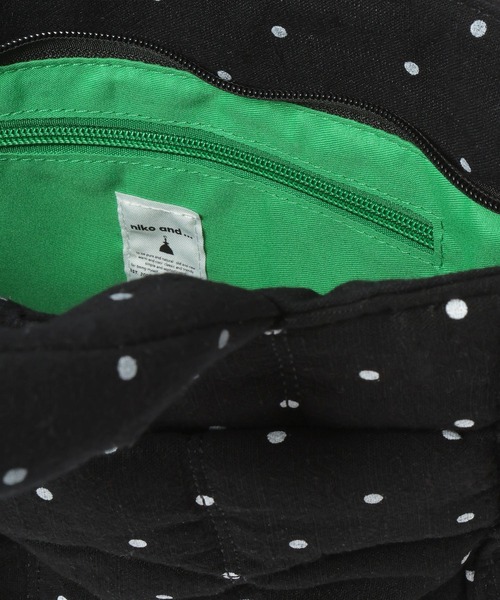 niko and...（ニコアンド）の「《500mlボトル収納可能》ポーチ付きキルトトートバッグM（トートバッグ・レディース・ブラック/ブラウン/レッド/イエロー/その他1/ホワイト系その他/ライトブルー/ブラック系その他・0）」の15枚目の写真