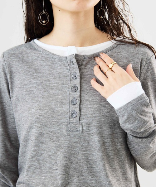 Muscat(マスカット)の「フェイクレイヤードロンT(Tシャツ/カットソー・レディース・チャコールグレー/ライトグレー/ブラウン/オレンジ・F)」の21枚目の写真