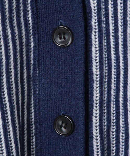 LEPSIM（レプシィム）の「7ゲージリブVネックカーディガン　571561（カーディガン/ボレロ・レディース・ブラック/レッド/ネイビー・FREE）」の19枚目の写真