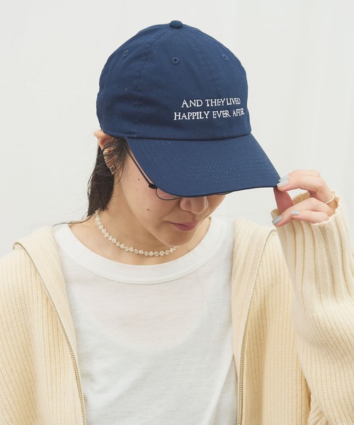fig London(フィグロンドン)の「fairy tale cap(キャップ・レディース・ダークブラウン/ネイビー・FREE)」の1枚目の写真