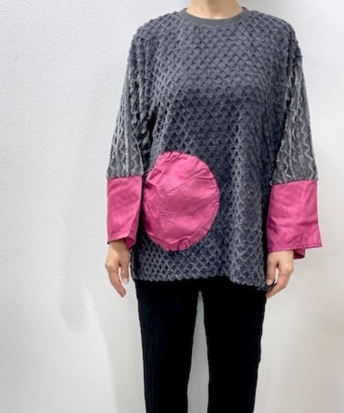 garcon la raison（ギャルソン・ラ・レゾン）の「ビッグサークルプルオーバー（レディース）（Tシャツ/カットソー・レディース・ブラック/ベージュ/チャコール・1/2）」の2枚目の写真