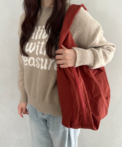 MYMOOD.（マイムード）の「【A4収納大容量】多ポケット付きナイロントートバッグ（トートバッグ・レディース・ベージュ/ネイビー/レッド/アイボリー/ブラック/カーキ・FREE）」の22枚目の写真