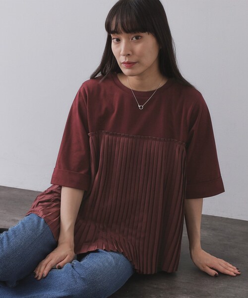 OPAQUE.CLIP（オペークドットクリップ）の「プリーツドッキングカットソー【洗濯機OK】（Tシャツ/カットソー・レディース・ボルドー/ホワイト/チャコール・40/38）」の3枚目の写真
