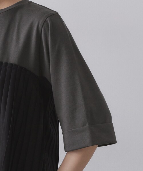 OPAQUE.CLIP（オペークドットクリップ）の「プリーツドッキングカットソー【洗濯機OK】（Tシャツ/カットソー・レディース・ボルドー/ホワイト/チャコール・40/38）」の5枚目の写真