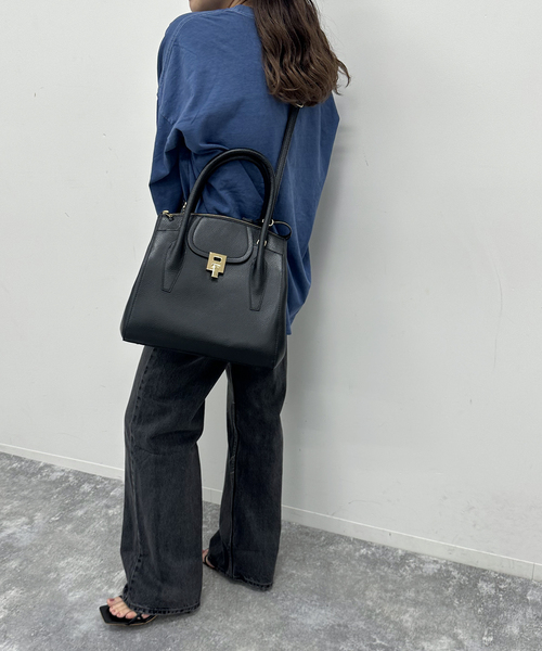 U by SPICK&SPAN(ユーバイスピックアンドスパン)の「《WEB限定追加9》MARLON /マルロン 2WAY TOTE BAG9(トートバッグ・レディース・ブラック・FREE)」の8枚目の写真