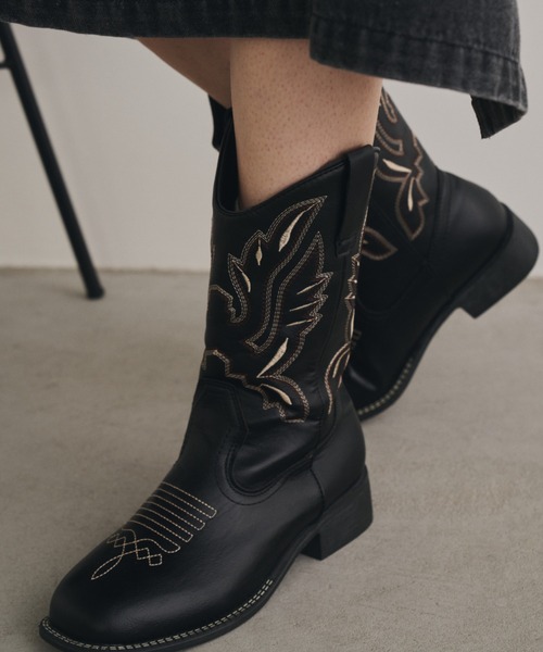 Unitage（ユニテージ）の「ウエスタンミドルブーツ（ブーツ・レディース・ブラック/ブラウン・MEDIUM/LARGE）」の4枚目の写真