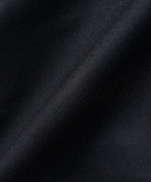 CINOH（チノ）の「SUPER 140S NO COLLAR JACKET（ノーカラージャケット・メンズ・ブラック/チャコールグレー・46）」の4枚目の写真