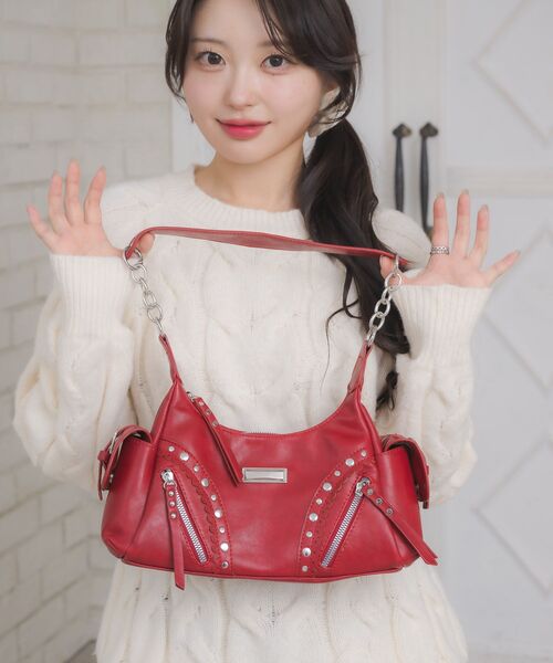 ems excite（エムズエキサイト）の「スタッズデザインバッグ（ショルダーバッグ・レディース・ブラック/オフホワイト/レッド・ONE SIZE）」の7枚目の写真