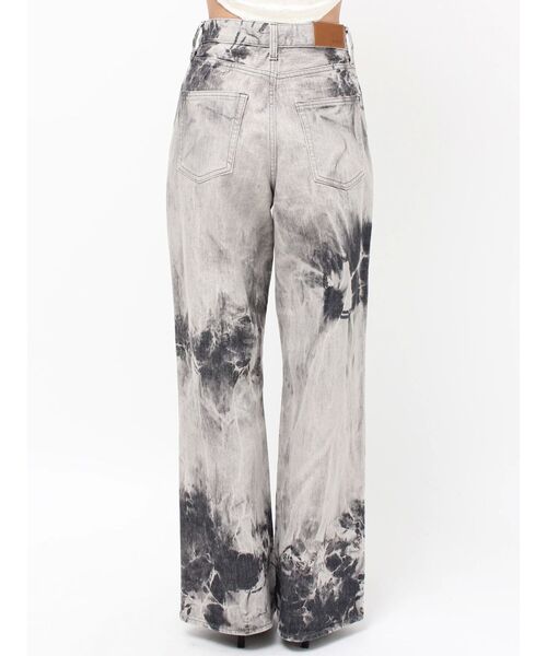 EVRIS(エヴリス)の「マーブルワイドデニムパンツ(デニムパンツ・レディース・ベージュ/ブラック・SMALL/MEDIUM)」の16枚目の写真