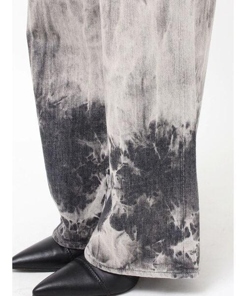 EVRIS(エヴリス)の「マーブルワイドデニムパンツ(デニムパンツ・レディース・ベージュ/ブラック・SMALL/MEDIUM)」の9枚目の写真