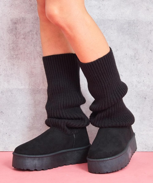 ANAP(アナップ)の「リブニットドッキング厚底ブーツ(ブーツ・レディース・ベージュ/ブラック・S/M/L/LL)」の2枚目の写真