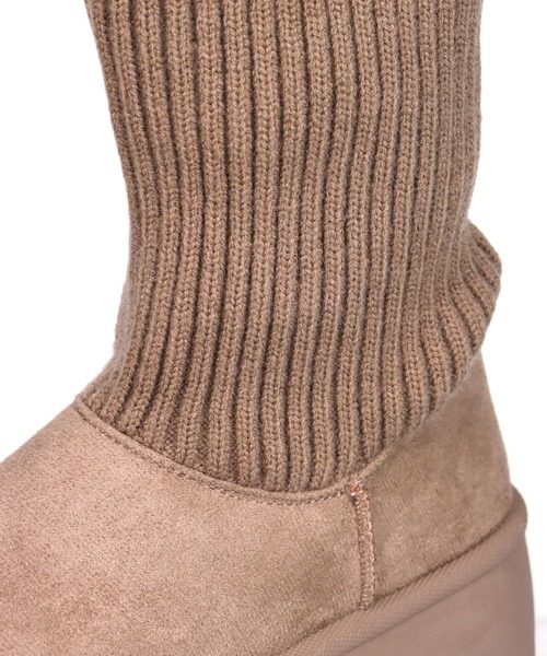 ANAP(アナップ)の「リブニットドッキング厚底ブーツ(ブーツ・レディース・ベージュ/ブラック・S/M/L/LL)」の16枚目の写真