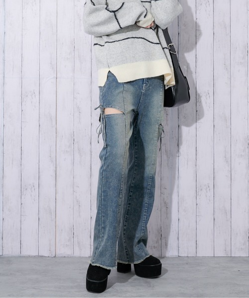 GORGE(ゴージ)の「《サイドカット×リボン》レディース デニムパンツ/トレンドカジュアル 春夏秋(デニムパンツ・レディース・ブラック/ブルー・M/S)」の5枚目の写真