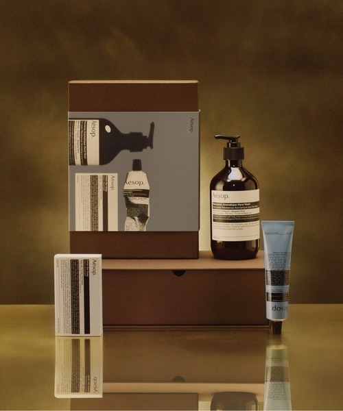 【新品未使用】イソップ トゥ メニー クックス イン ザ キッチン トゥー メニー クックス イン ザ キッチン（ボディケアキット/ギフト