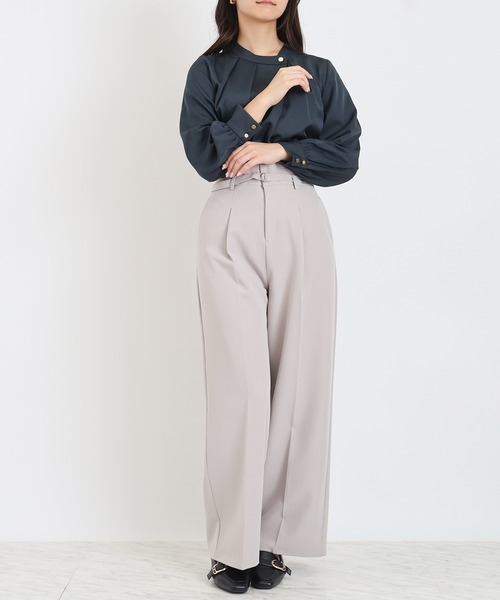 TRUDEA(トルディア)の「アシメネックブラウス(シャツ/ブラウス・レディース・ホワイト/キャメル/ベージュ/イエロー/ブルーグリーン・SMALL/MEDIUM/LARGE)」の6枚目の写真
