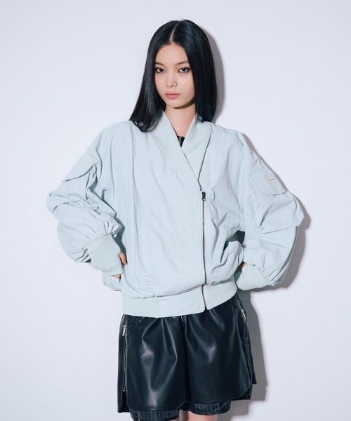 ANNA SUI NYC（アナ スイ エヌ ワイ シー）の「マットオーバージャンパー（その他アウター・レディース・ブラウン/ブラック/サックスブルー・FREE）」の3枚目の写真